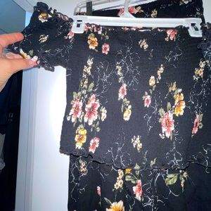 Crop top and pants set
